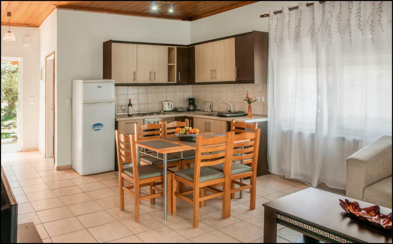 Sunray Separate Villa Skala Sotiros Exterior foto
